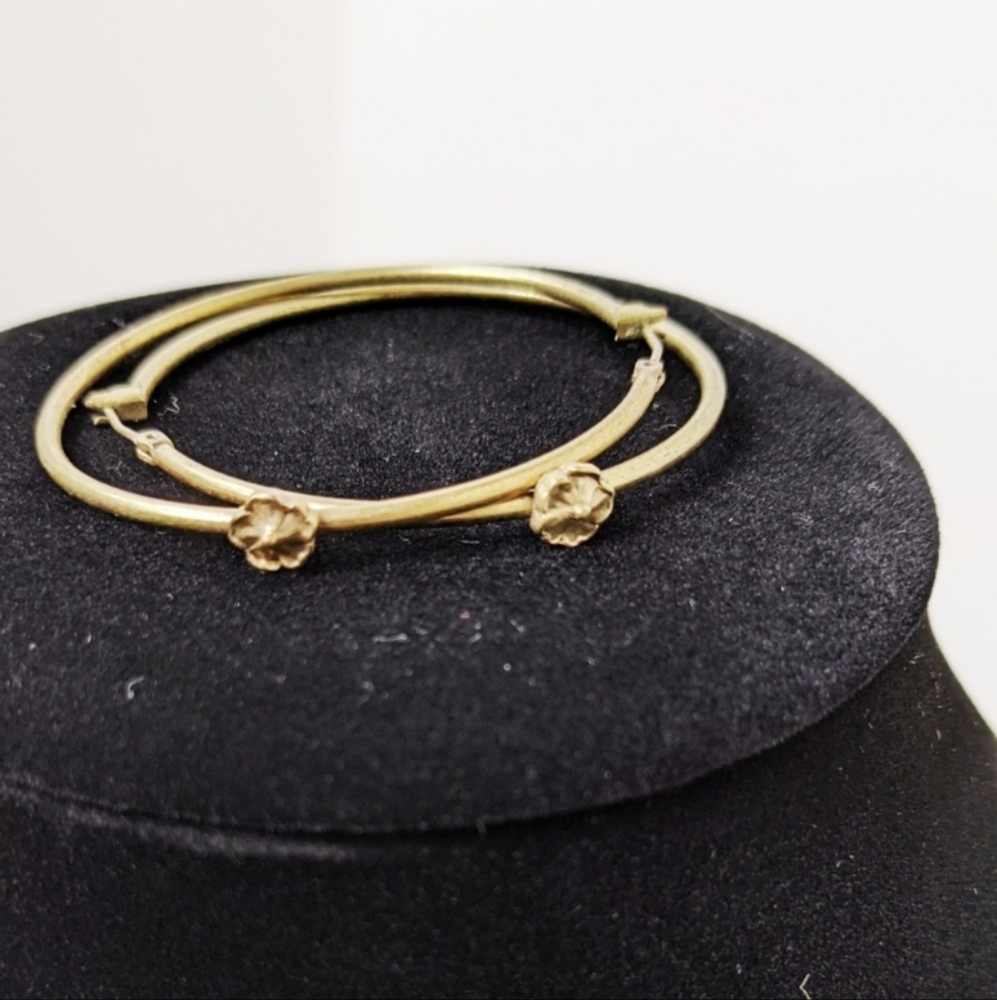 Fossil Hibiscus Flower Hoop Earrings Gold Tone